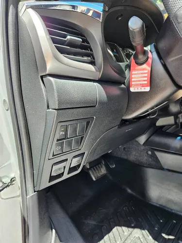 Toyota Hilux Srx 2.8 4x4 Diesel At Mod 2023
