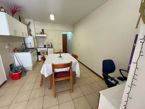 Monoambiente En Venta Con Balcon Zona Centro