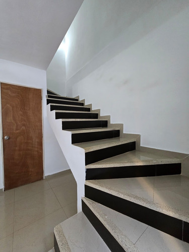 Apartovilla En Venta En Naguanagua.yhuise