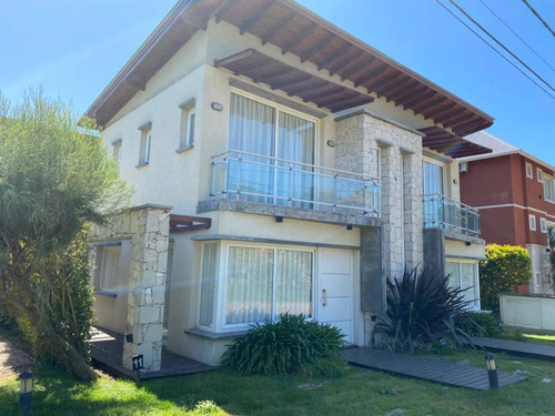 A1 - Duplex En Venta - Valeria Del Mar. -  Complejo Valeria Soho -  Rosales 200 .- 