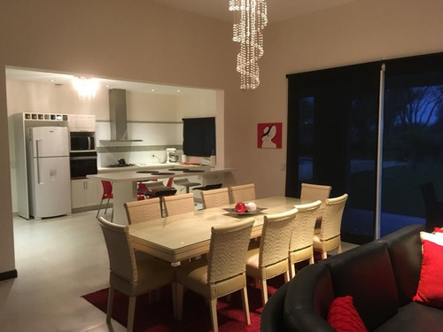 Venta Casa 4 Dormitorios Fincas De San Vicente