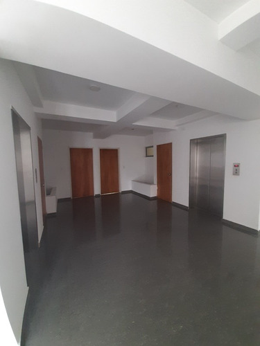 Mariana Castillo Vende Apartamento Penthouse Duplex Le Man Suites - Pra-023