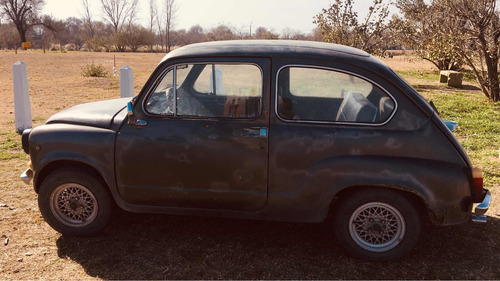 Imagen 11 de 18 de Fiat 600 R