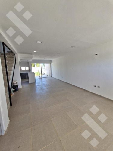 Duplex 2 Dormitorios En Venta