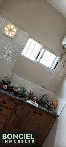 Excelente Casa 3 Dormitorios En Buena Ubicación Progreso.