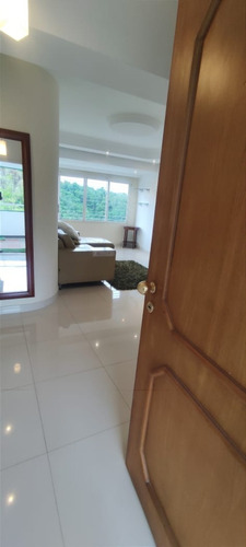 Imagen 2 de 30 de Apartamento Cumbres De Curumo