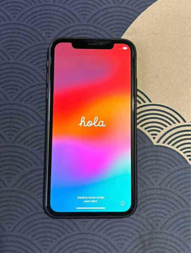 Celular iPhone 11