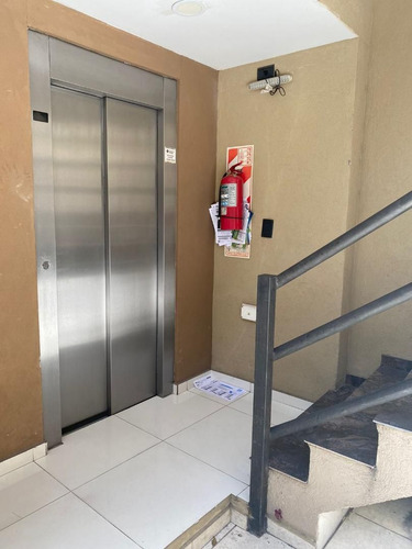 Oportunidad Departamento 2 Ambientes Con Balcón!