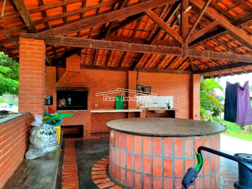 Imagem 2 de 24 de Chácara No Valparaiso Em Boituva. 3 Quartos, Casa De Caseiro. - Ch00628 - 70699188