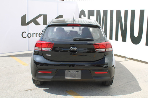 Imagen 6 de 12 de Kia Rio 2018 1.6 Hb Lx Mt