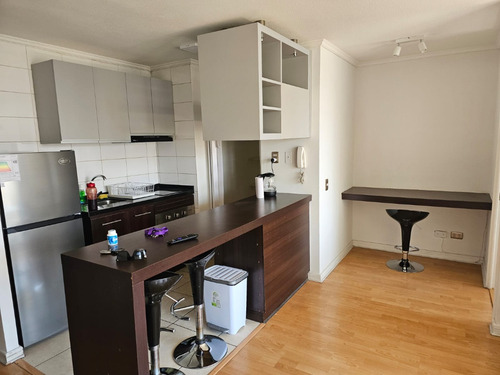Gran Vista Nororiente Piso 17, 2d1b - Ñuñoa - Vende Dueño.