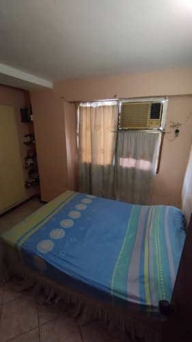 Imagen 11 de 30 de Ha Apartamento En Venta De 2 Habitaciones Diagonal Al Cc Caribean Plaza Valencia