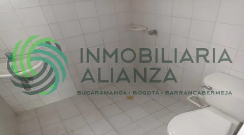 Casa En Venta En Paseo Del Puente. Cod V61679