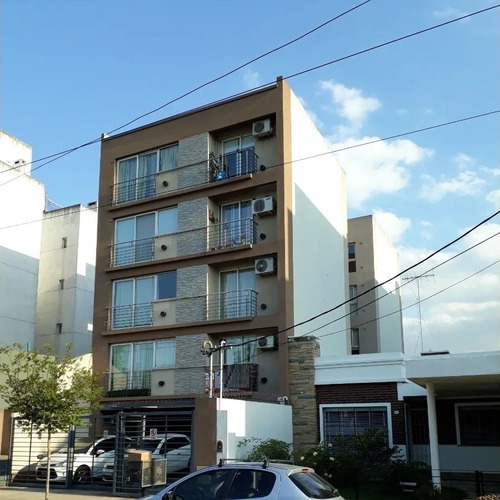 Imagen 2 de 14 de Departamento En Venta, Castelar Norte Centro, 2 Ambientes