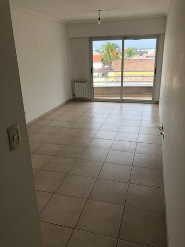 Imagen 11 de 24 de Nuevo Precio - Depto 3 Amb - C/ Cochera Desc. Y Balcon - Excelente Ubicacion -