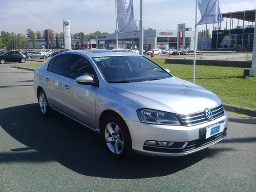 Volkswagen Passat 1.8 Tsi Confort Dsg Mod 2013 - Dk