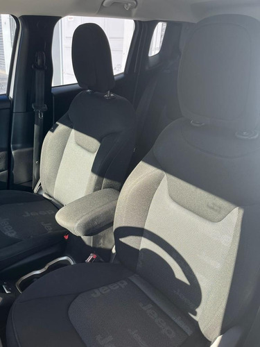Imagen 3 de 15 de Jeep Renegade