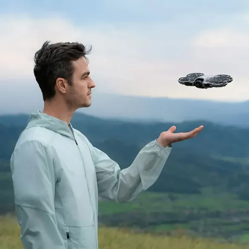 Drone Dji Neo 2 Fly More Combo (sem Tela) - Dji071 Cinza | Frete