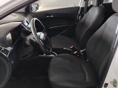 Hyundai HB20 HB20 1.6 COMFORT PLUS 16V FLEX 4P AUTOMÁTICO