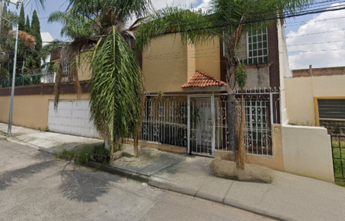 Casa En Venta, Recuperación Bancaria, Col. Atlas, Guadalajara, Jalisco. Laab2