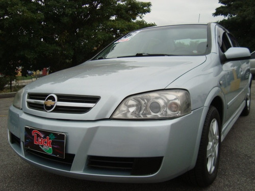 Astra Sedan Advantage 2.0 Flex
