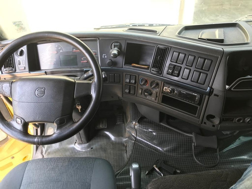 Imagem 3 de 6 de Volvo Fh 440 6x4 I-shift 2011