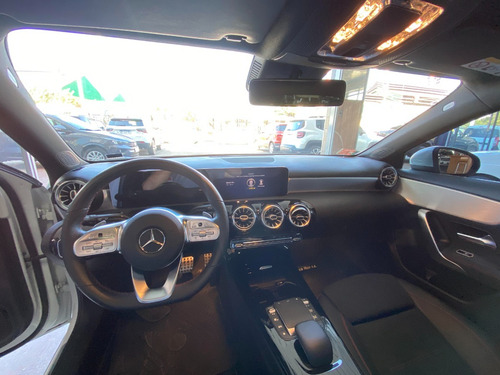 Imagen 5 de 16 de Mercedes Benz A250