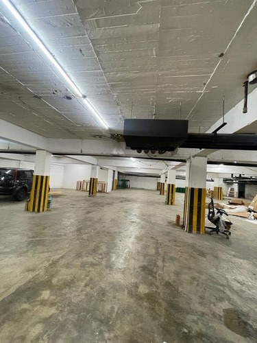 Imagen 8 de 9 de Venta Edificio Empresarial Totalmente Nuevo A Estrenar En Las Mercedes.