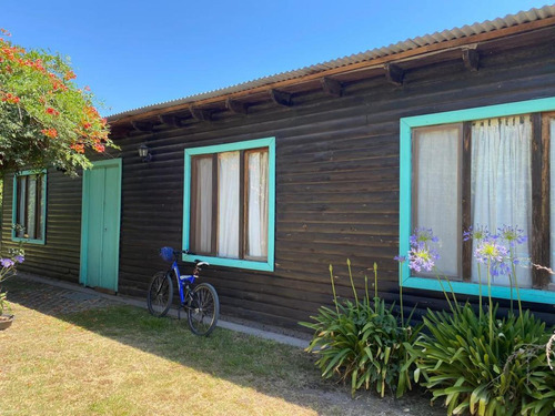 Casa En Venta - 1 Dormitorio 1 Baño - 559m2 - Chivilcoy