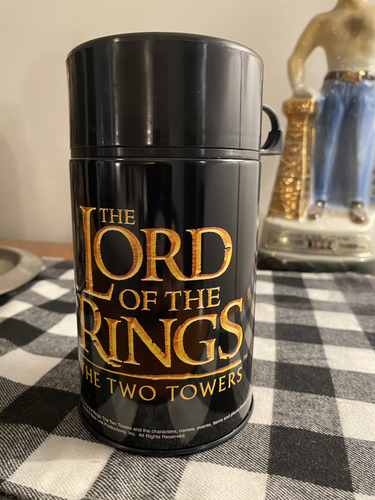Lonchera Metálica -lord Of The Rings Two Towers -neca -2003