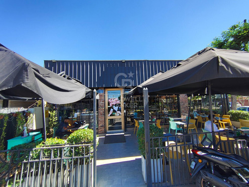 Derecho A Llaves Restauran De Lujo Y Generando Utilidades