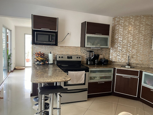 Vendo Hermosa Propiedad En Ángeles De San Rafael Heredia, Elegante Casa Y Amplias Zonas Verdes