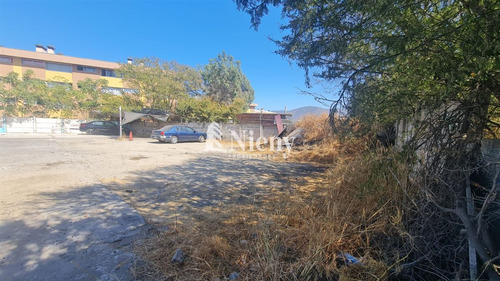 Local Bencinera Operativa Con Gran Terreno En La Calera.