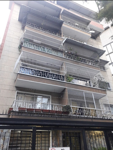 Apartamento, En La Urbanización Bello Campo