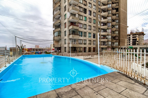 Arriendo Departamento Frente A Espacio Urbano Y Mu...