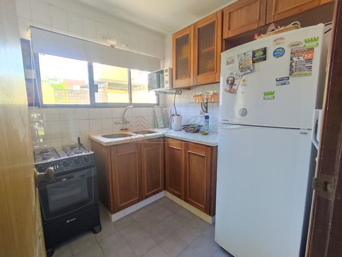 Imagen 12 de 27 de Apartamento En Venta 2 Dormitorios, Frente A Playa El Emir