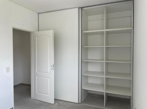Dúplex En Venta - 2 Dormitorios 2 Baños - Cochera - 238mts2 - Pilar