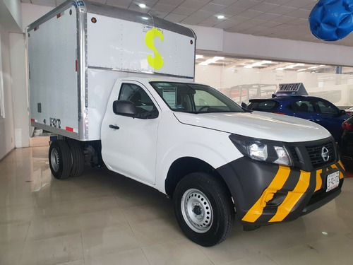 Imagen 1 de 14 de Nissan Np300 2020 2.5 Chasis Cabina Dh Aa Pack Seg Mt