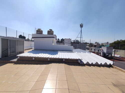 Edificio En Renta Con Uso De Suelo, Se Renta Con Local Comer