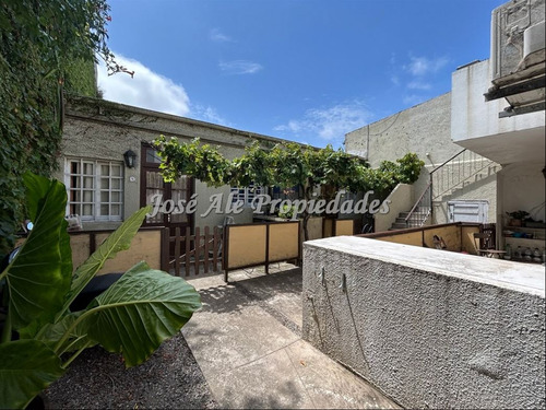 En Venta Oportunidad Complejo De 5 Apartamentos, Colonia