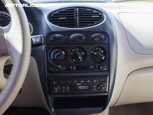Imagen 18 de 25 de Chery Qq3 Confort 1.1 Extra Full | Permuta / Financia