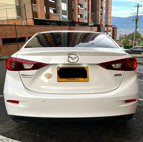 Mazda 3 2.0 Touring