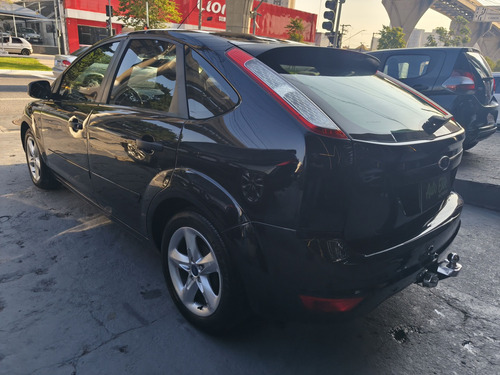 Ford Focus 1.6 GL 8V FLEX 4P MANUAL