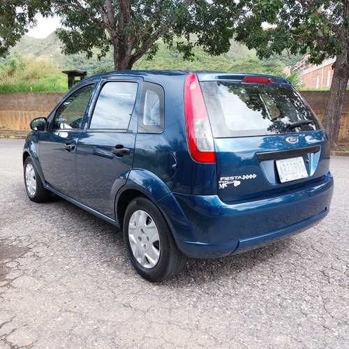 Imagen 3 de 10 de Ford Fiesta