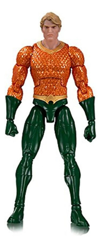 Dc Collectibles Dc Essentials: Figura De Acción De Aquaman