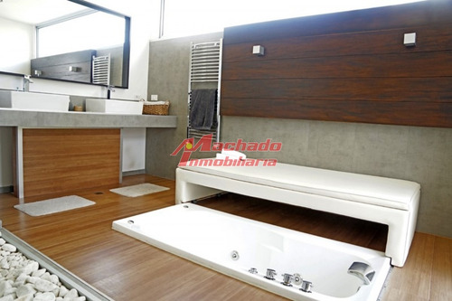 Moderna Casa San Rafael- Ref: 5451