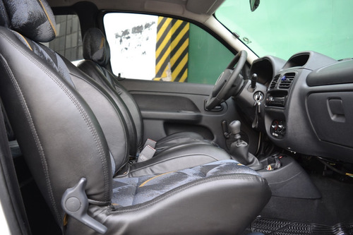 Renault Clio Mio 1.2 16v 2017 Unico Dueño / 70.000km / Impe