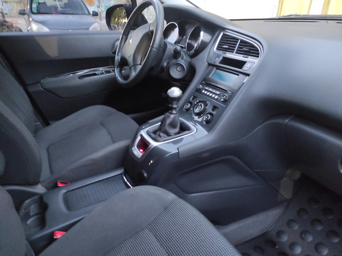 Peugeot 5008 1.6 Allure Plus 156cv