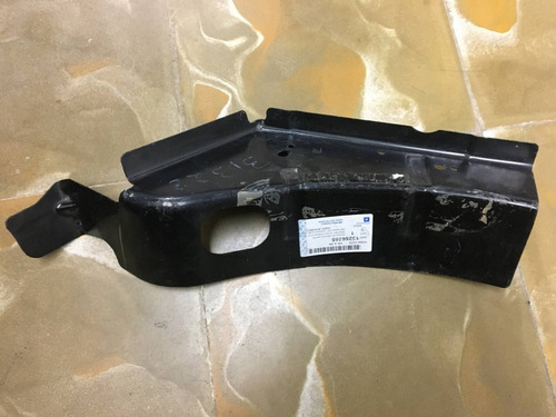 Barra Soporte Guardabarro Der Chevrolet Cruze 13256255 35092