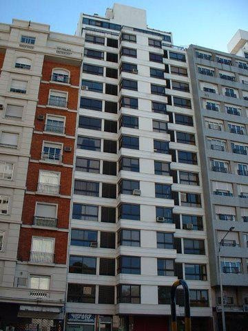 Imagen 1 de 8 de Venta Con Renta - Apartamento - Oficina - Tres Cruces